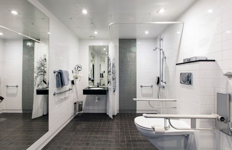 Walk-in Shower with Floating Platform